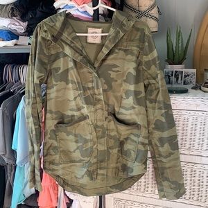 NWOT SO Camo Army Green Hooded Jacket